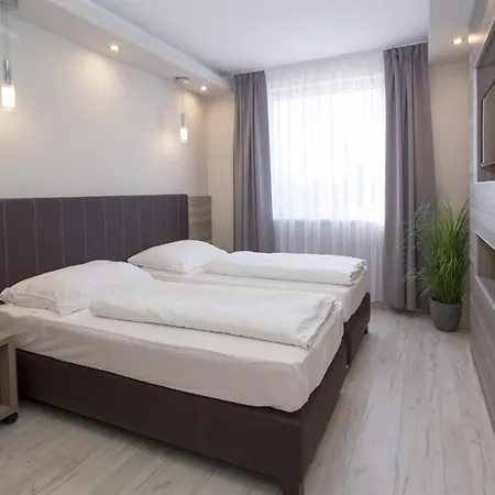 Dabas Hotel ホテル