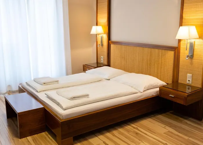 Dabas Hotel מלון Dabas
