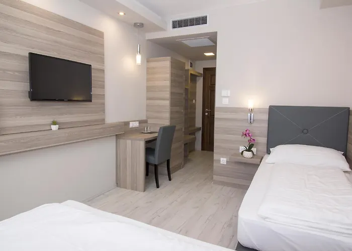 מלון Dabas Hotel