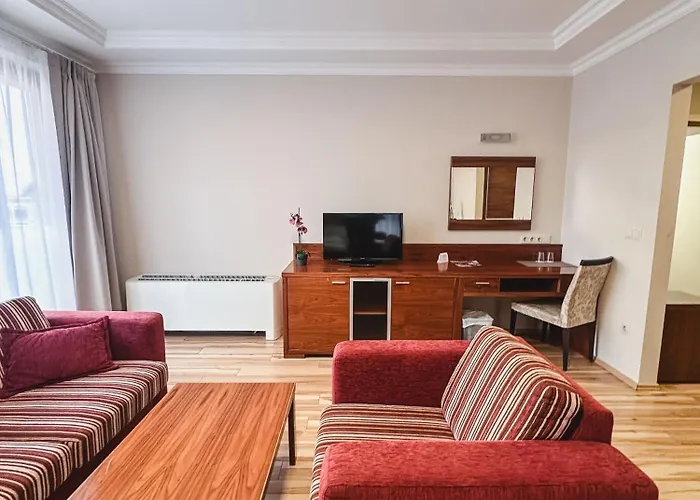 מלון Dabas Hotel Dabas